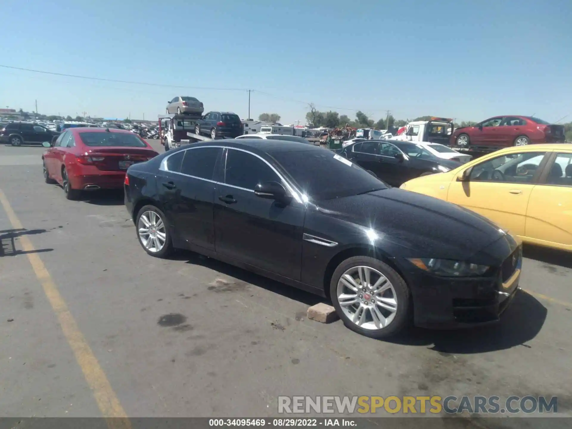 1 Photograph of a damaged car SAJAS4FXXKCP52592 JAGUAR XE 2019