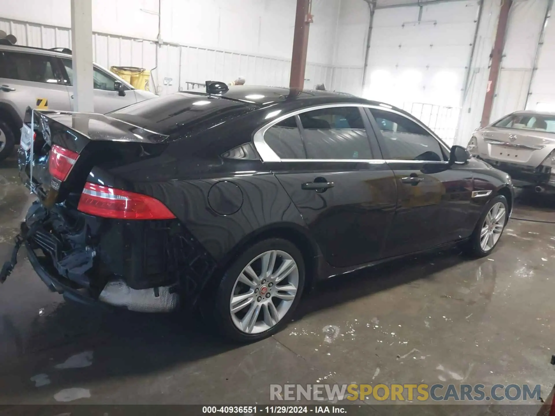 14 Photograph of a damaged car SAJAS4FXXKCP52690 JAGUAR XE 2019