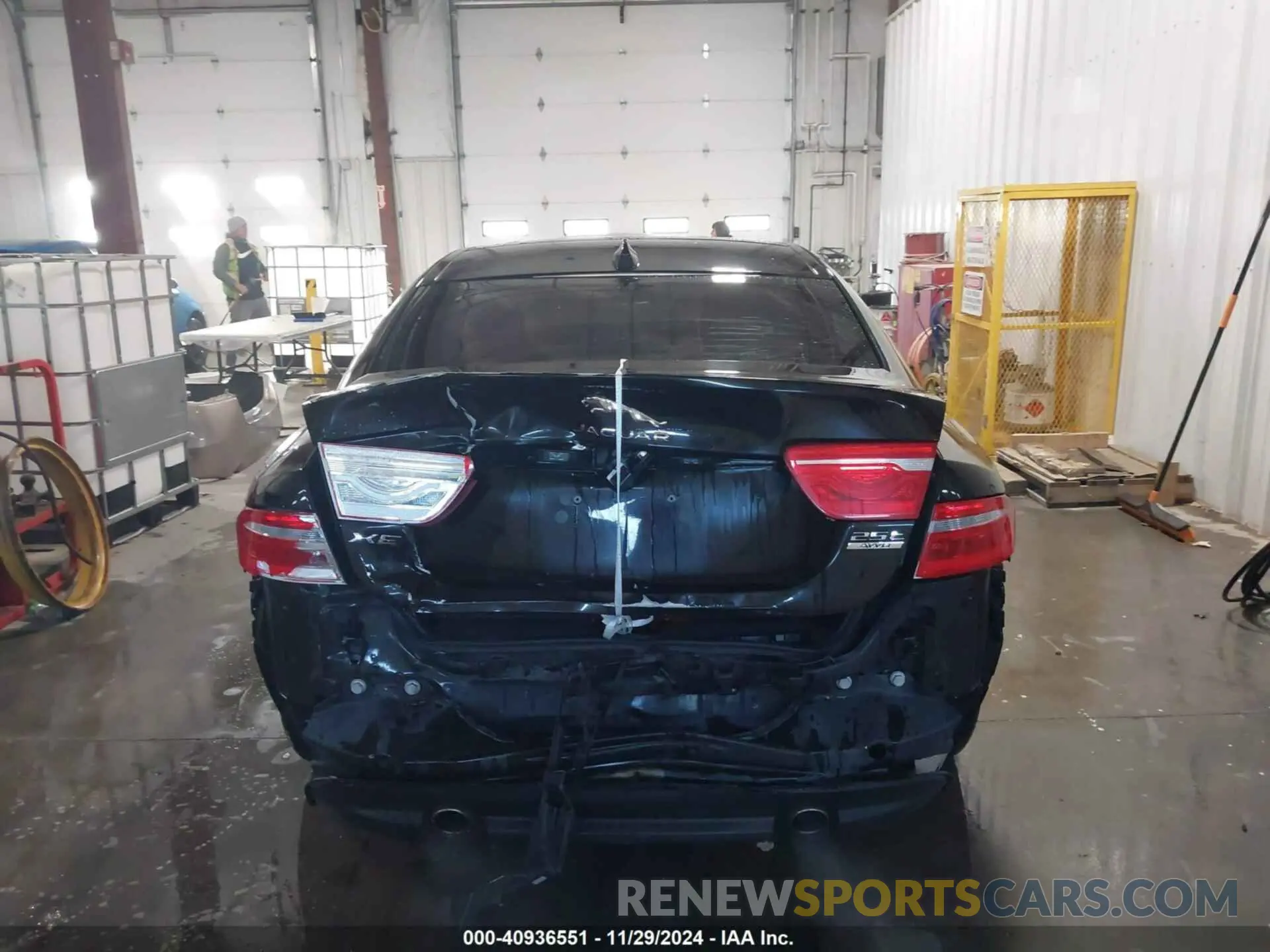 17 Photograph of a damaged car SAJAS4FXXKCP52690 JAGUAR XE 2019