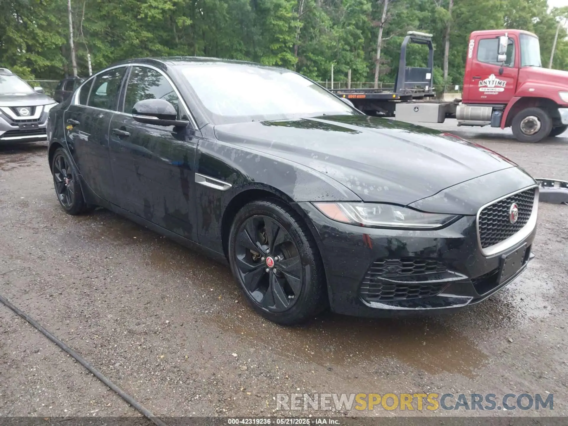 1 Photograph of a damaged car SAJAE4FX1LCP56555 JAGUAR XE 2020