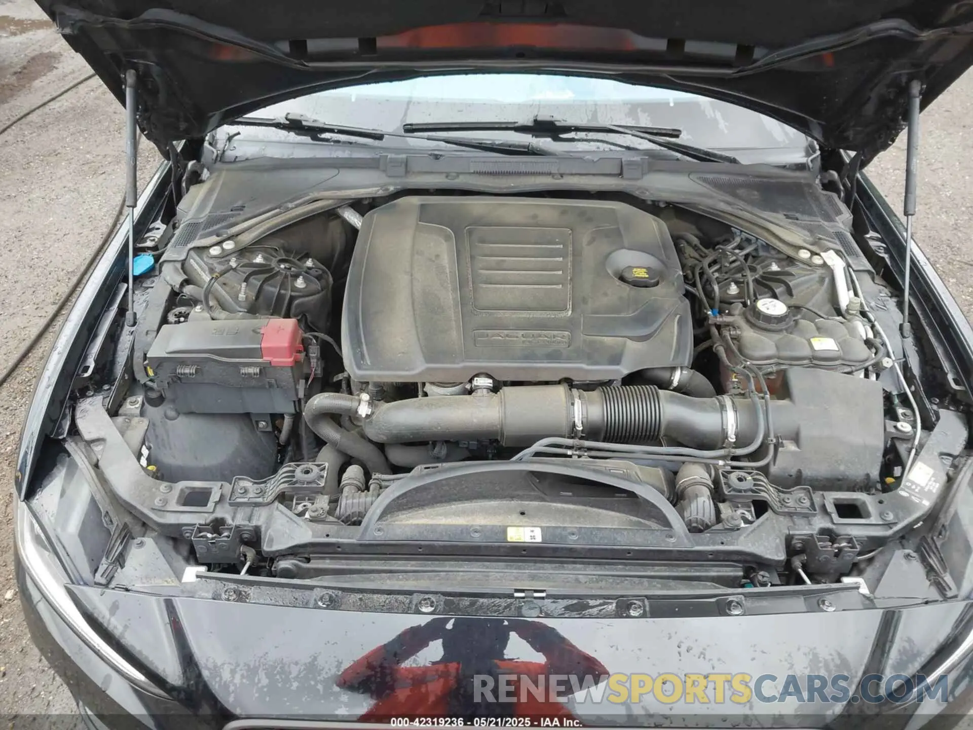10 Photograph of a damaged car SAJAE4FX1LCP56555 JAGUAR XE 2020