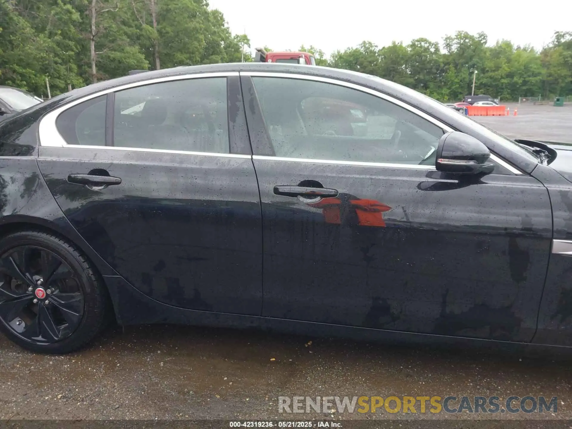 13 Photograph of a damaged car SAJAE4FX1LCP56555 JAGUAR XE 2020