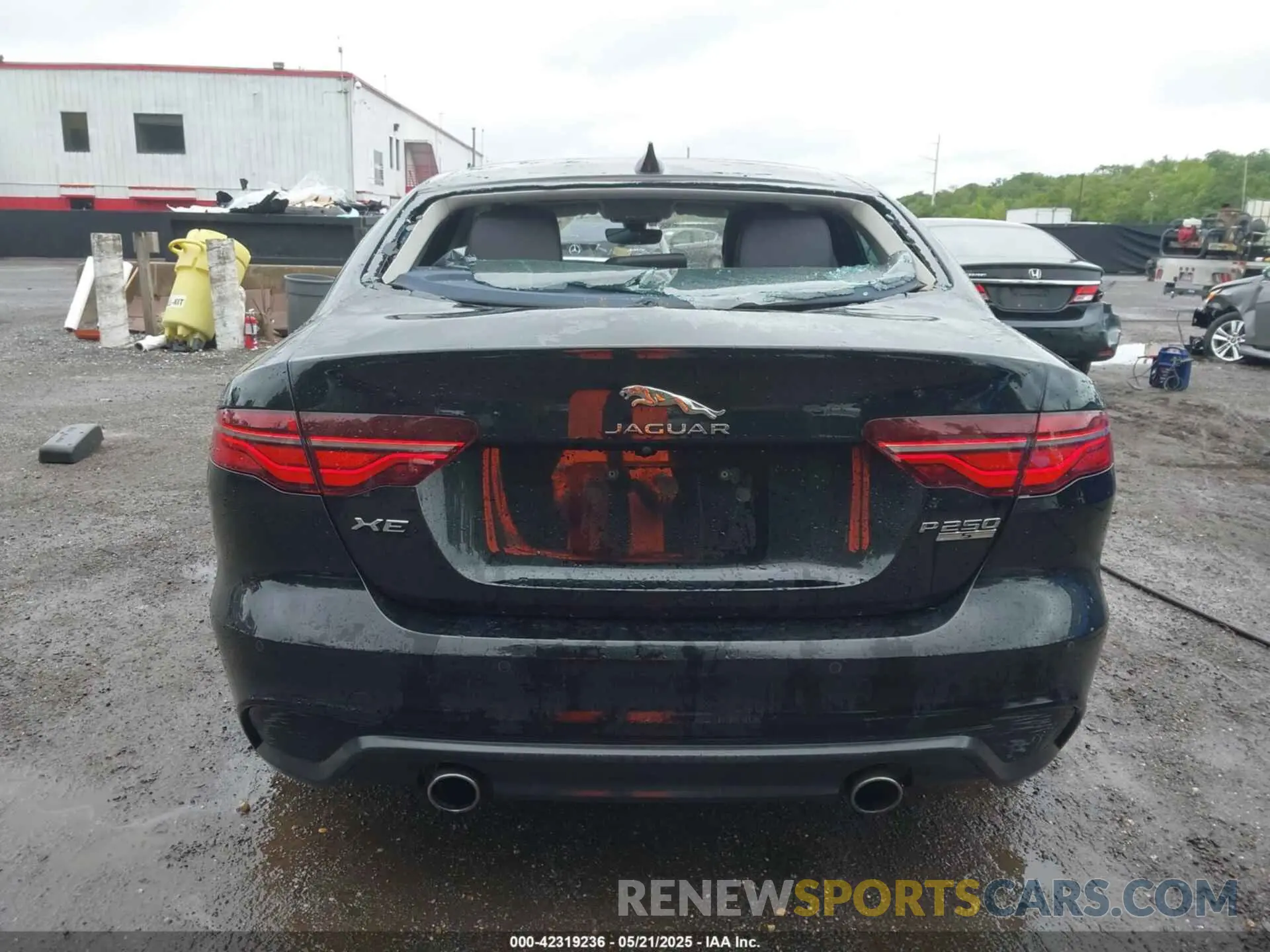 16 Photograph of a damaged car SAJAE4FX1LCP56555 JAGUAR XE 2020