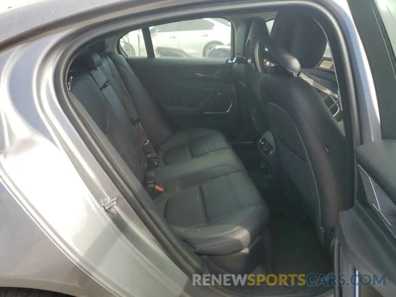 10 Photograph of a damaged car SAJAE4FX2LCP64194 JAGUAR XE 2020