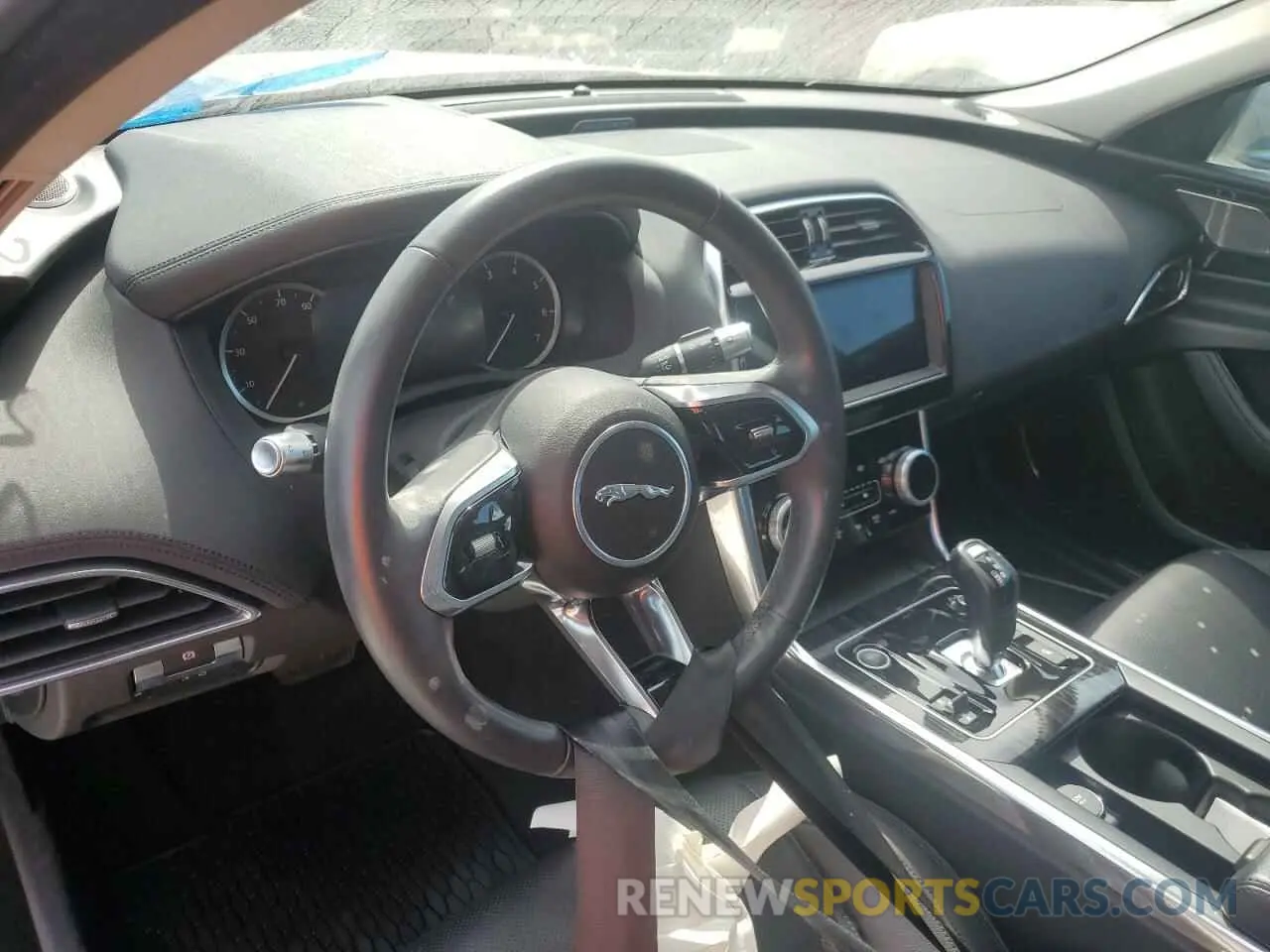 8 Photograph of a damaged car SAJAE4FX2LCP64194 JAGUAR XE 2020