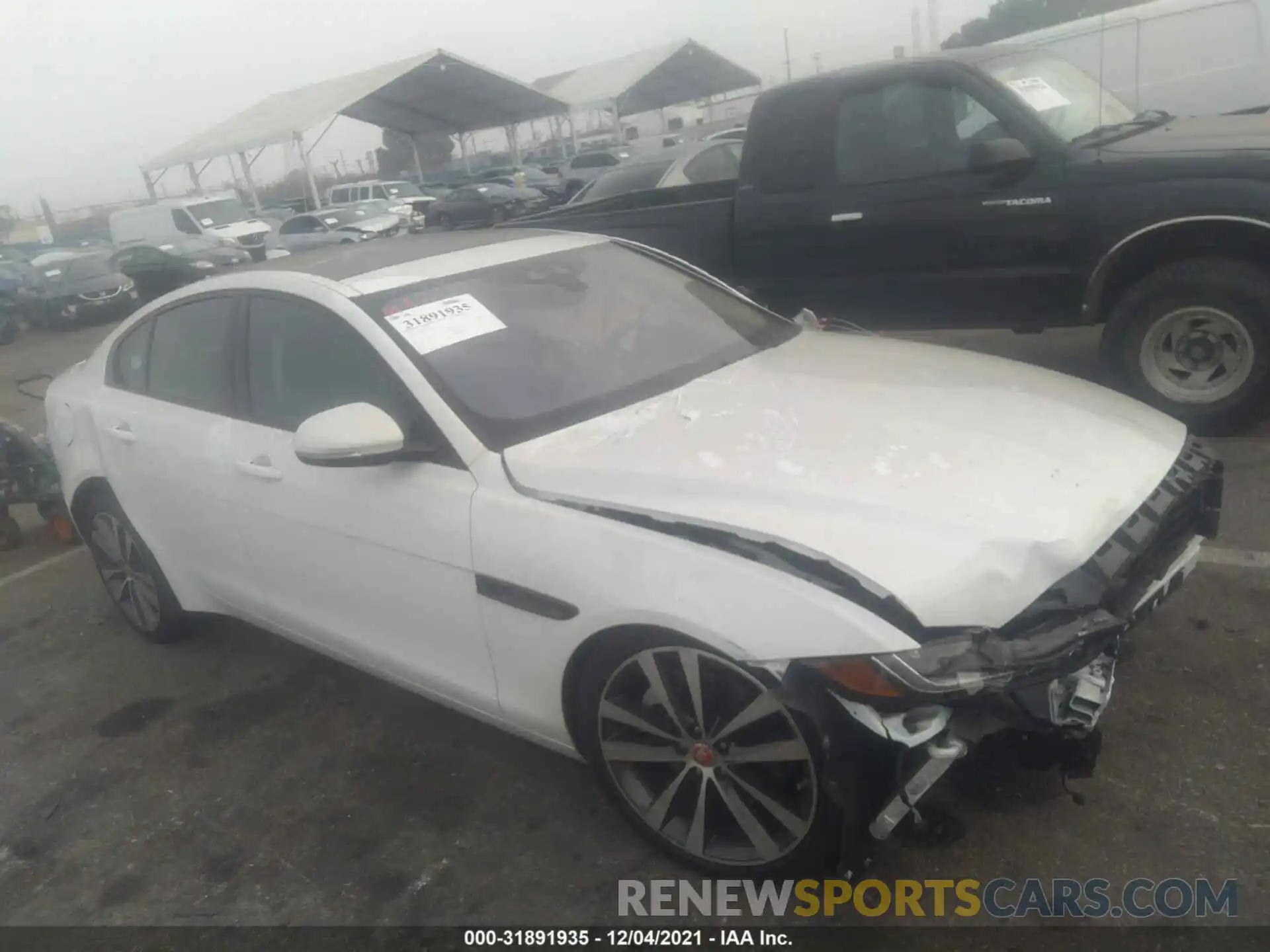 1 Photograph of a damaged car SAJAE4FX4LCP57408 JAGUAR XE 2020