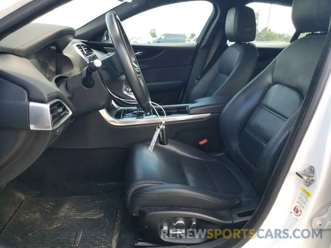 7 Photograph of a damaged car SAJAE4FX5LCP62990 JAGUAR XE 2020