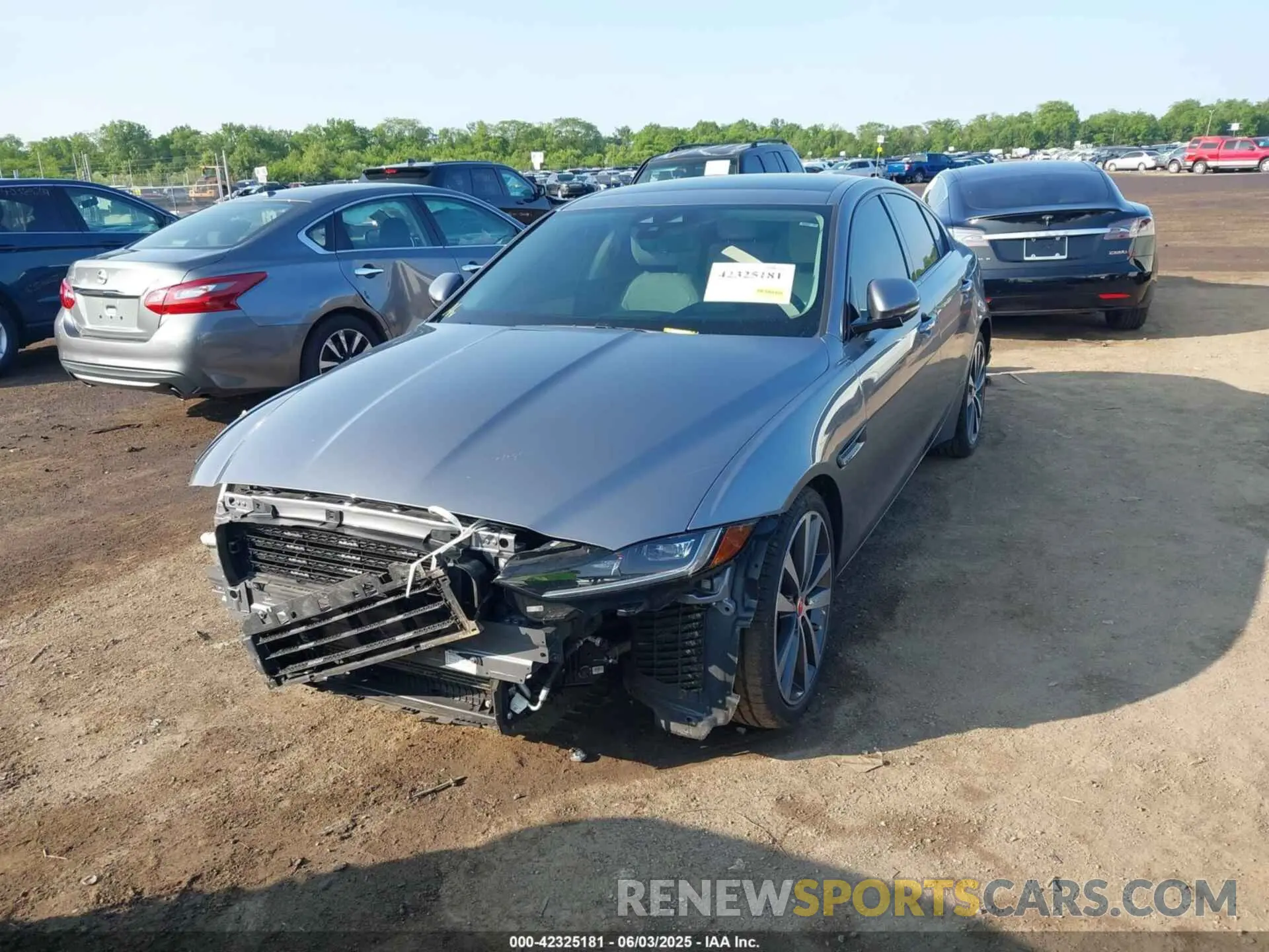 13 Photograph of a damaged car SAJAE4FX6LCP63646 JAGUAR XE 2020