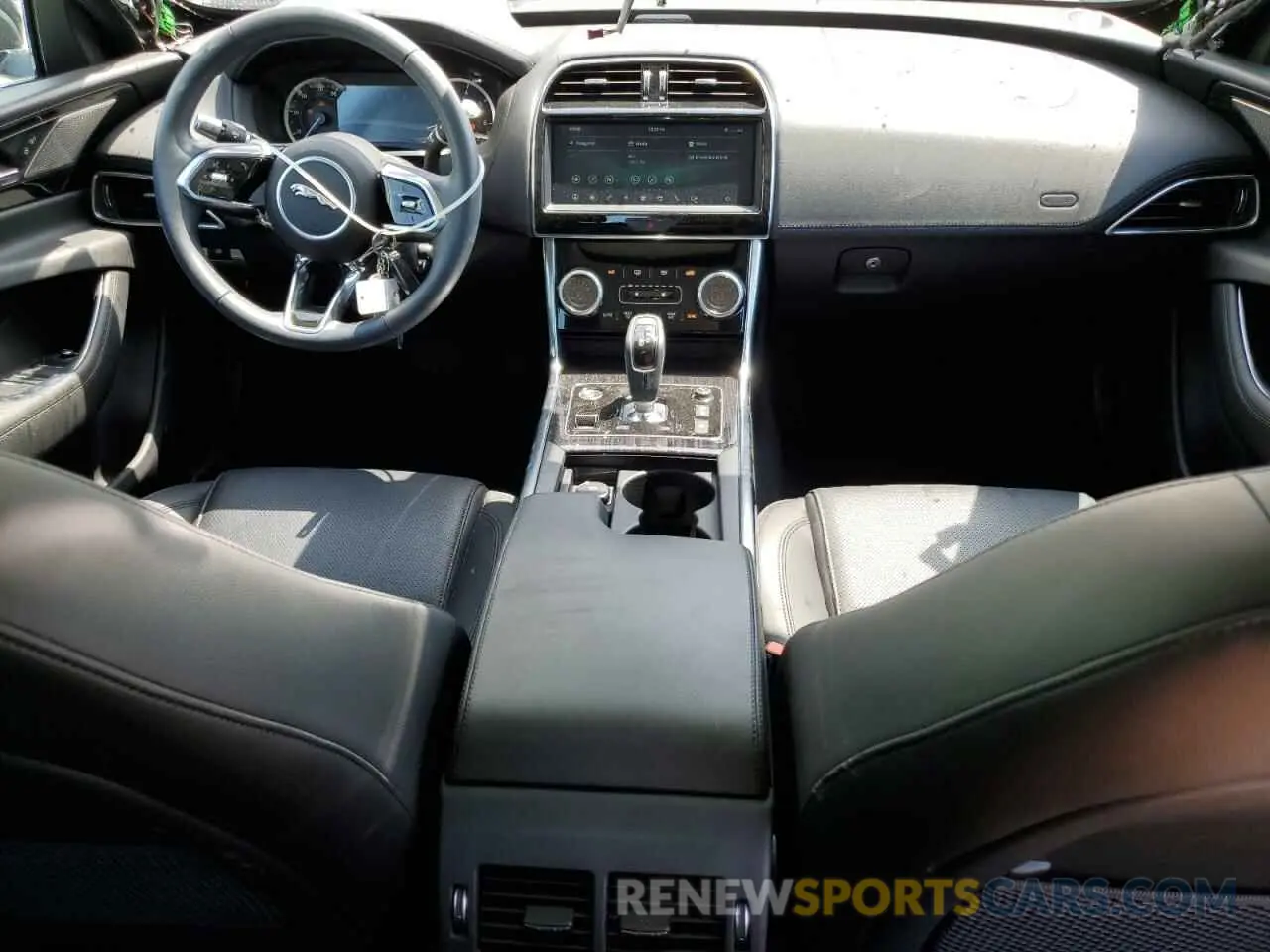 8 Photograph of a damaged car SAJAE4FX9LCP64709 JAGUAR XE 2020