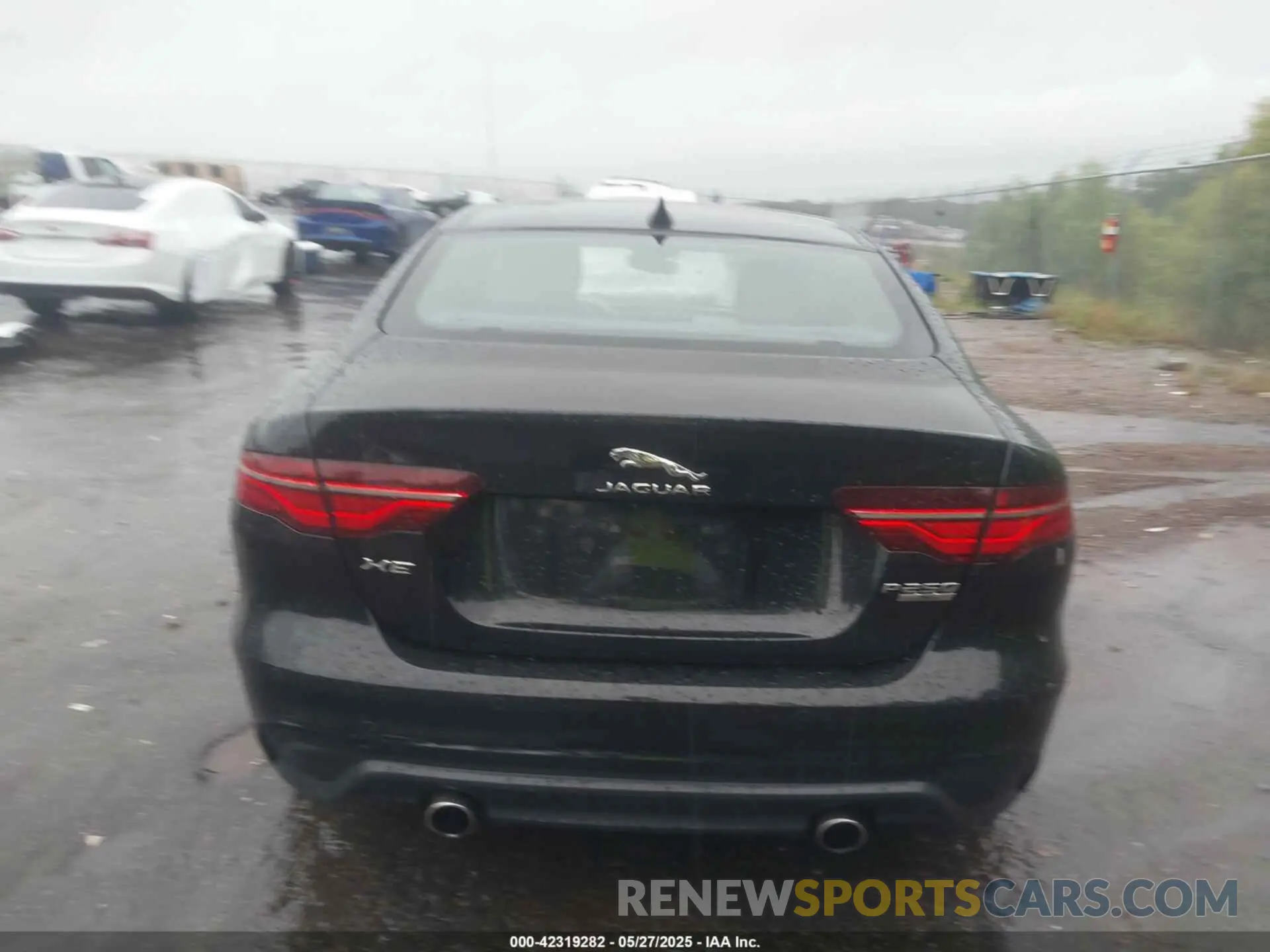 16 Photograph of a damaged car SAJAE4FXXLCP58689 JAGUAR XE 2020