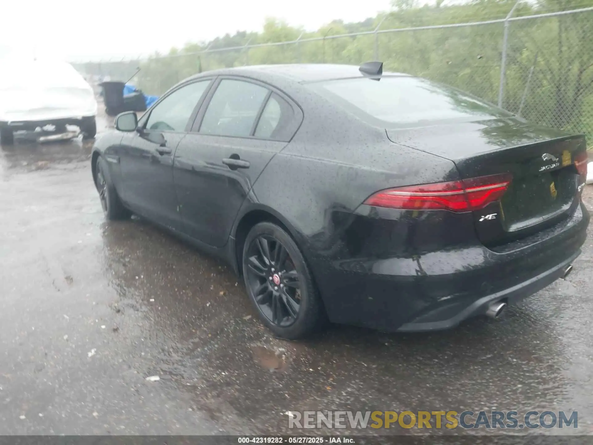3 Photograph of a damaged car SAJAE4FXXLCP58689 JAGUAR XE 2020