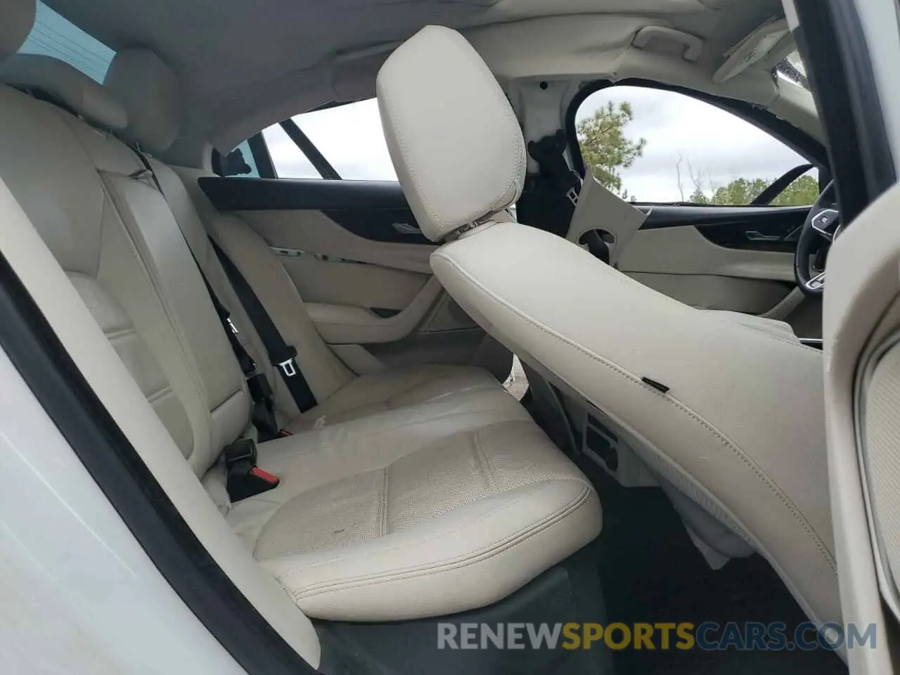 10 Photograph of a damaged car SAJAE4FXXLCP64525 JAGUAR XE 2020