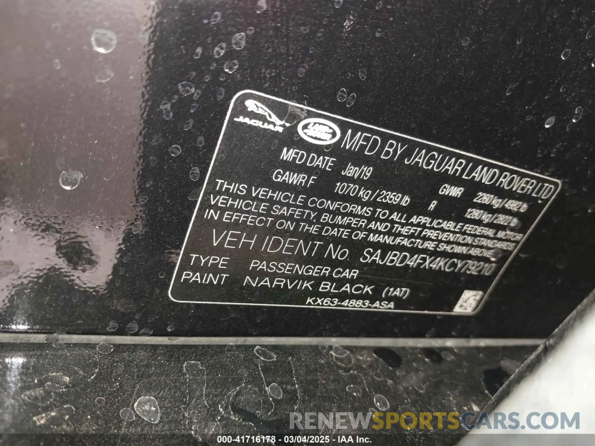 9 Photograph of a damaged car SAJBD4FX4KCY79210 JAGUAR XF 2019