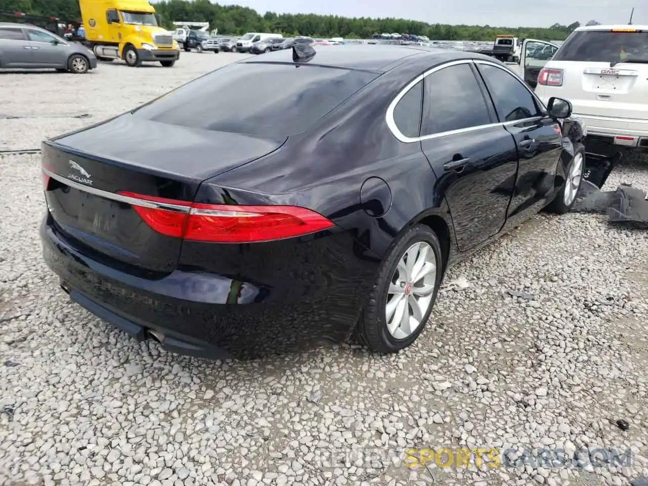 4 Photograph of a damaged car SAJBD4FX6KCY79189 JAGUAR XF 2019