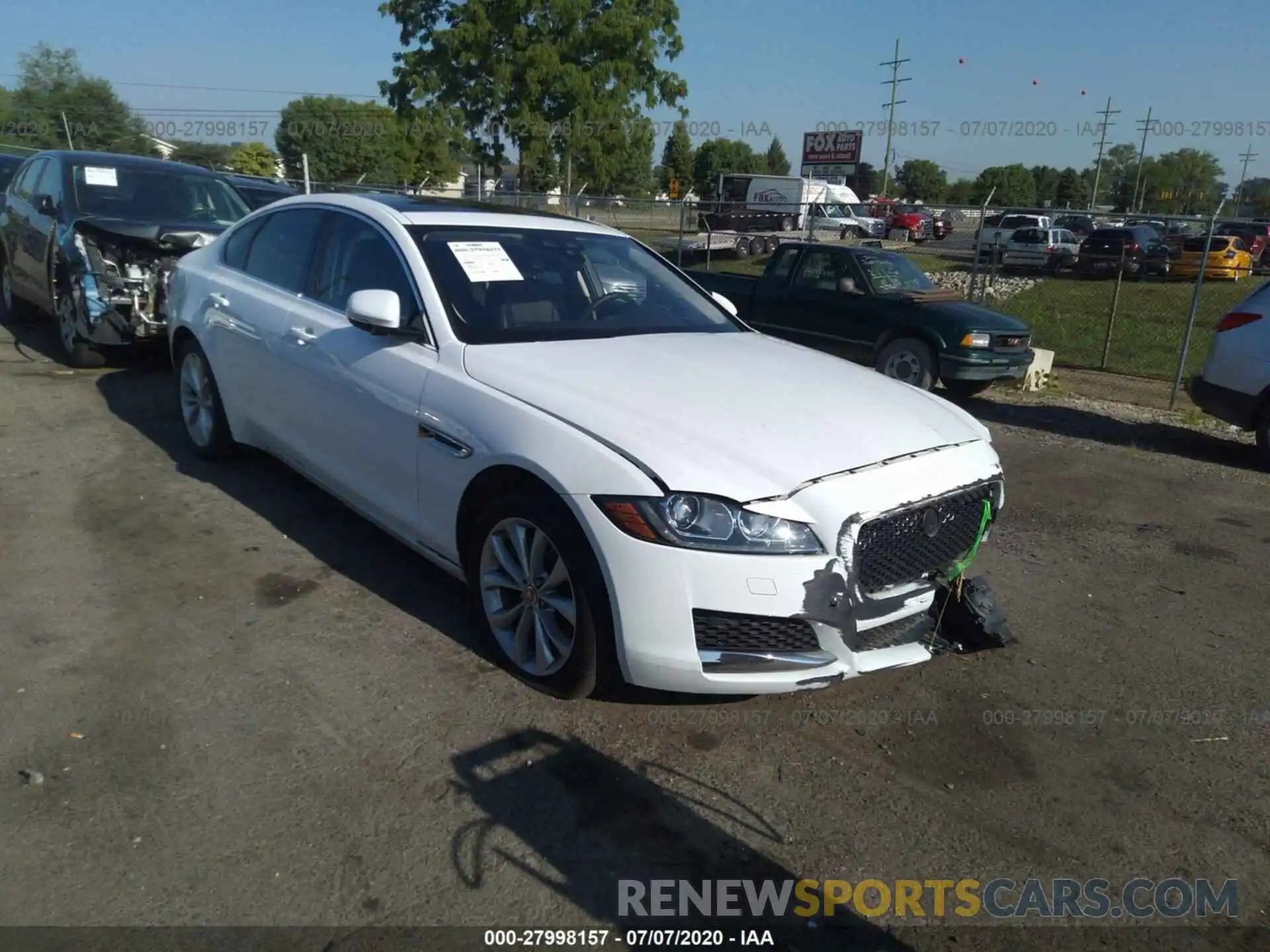 1 Photograph of a damaged car SAJBD4FX6KCY79502 JAGUAR XF 2019