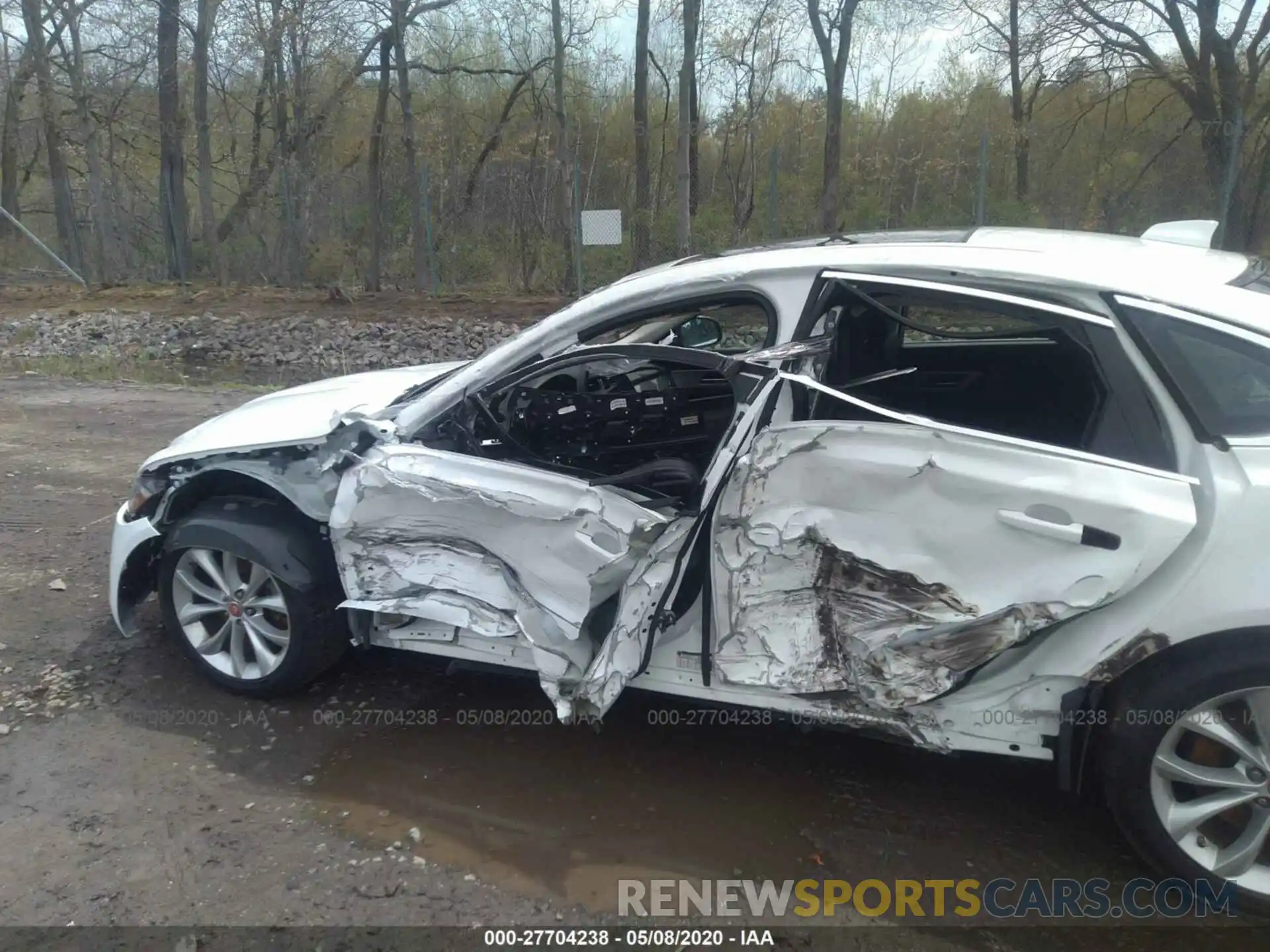 6 Photograph of a damaged car SAJBJ4FX2KCY79568 JAGUAR XF 2019