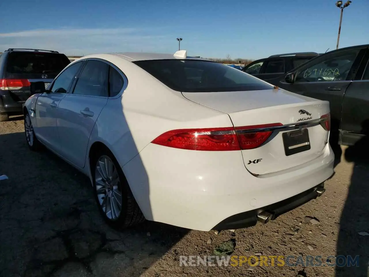 3 Photograph of a damaged car SAJBJ4FX3KCY78090 JAGUAR XF 2019