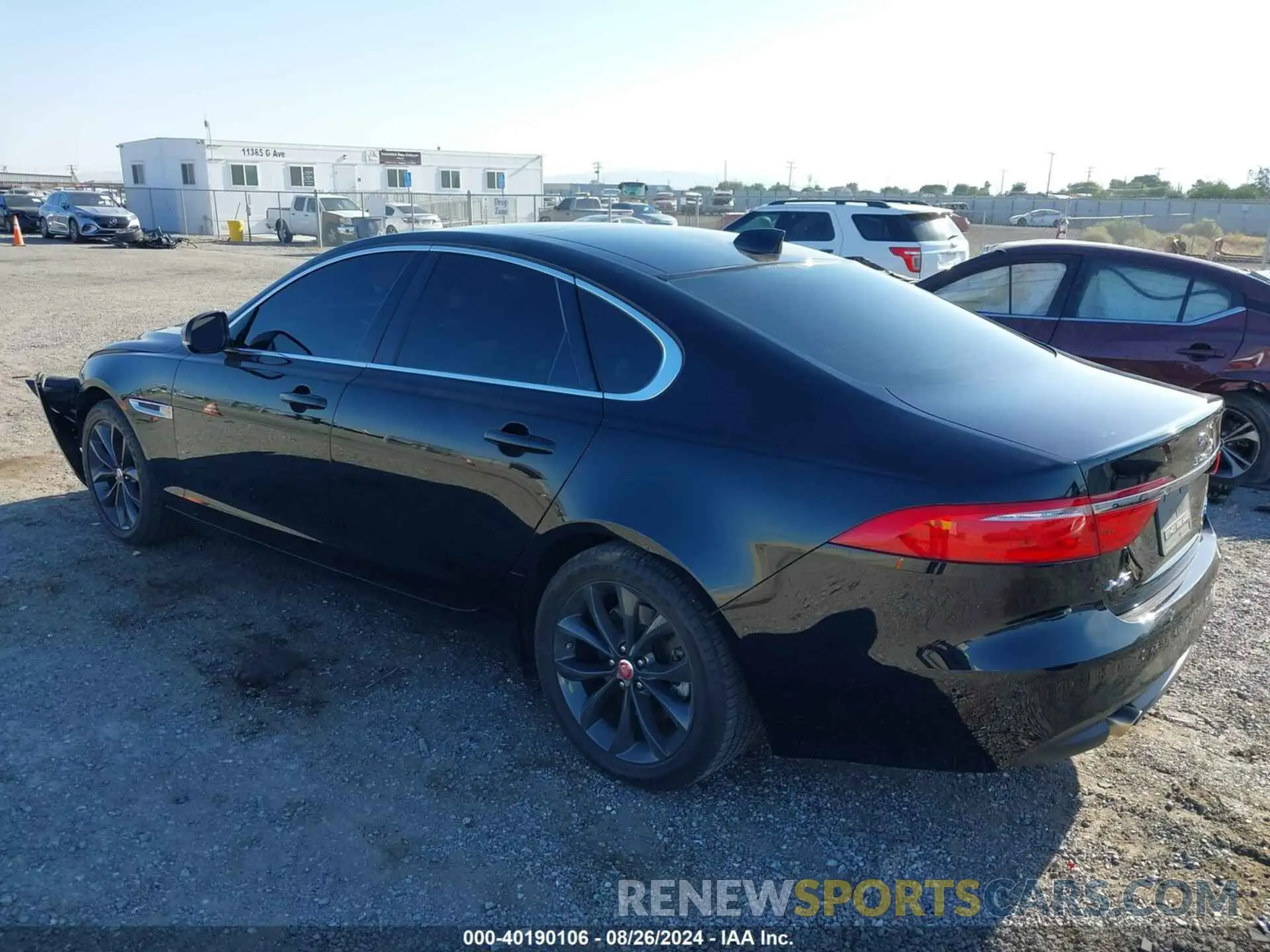 3 Photograph of a damaged car SAJBJ4FX7KCY79176 JAGUAR XF 2019