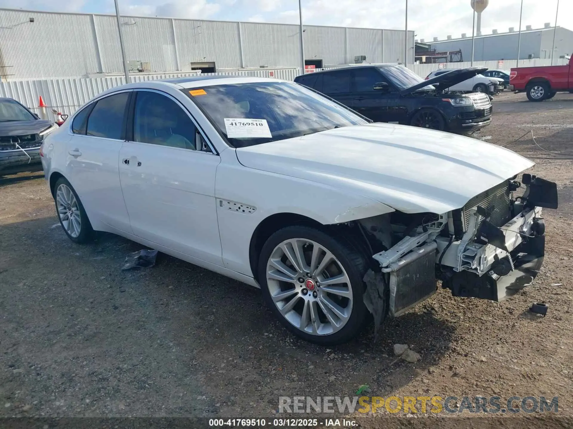 1 Photograph of a damaged car SAJBD4FX5LCY83283 JAGUAR XF 2020