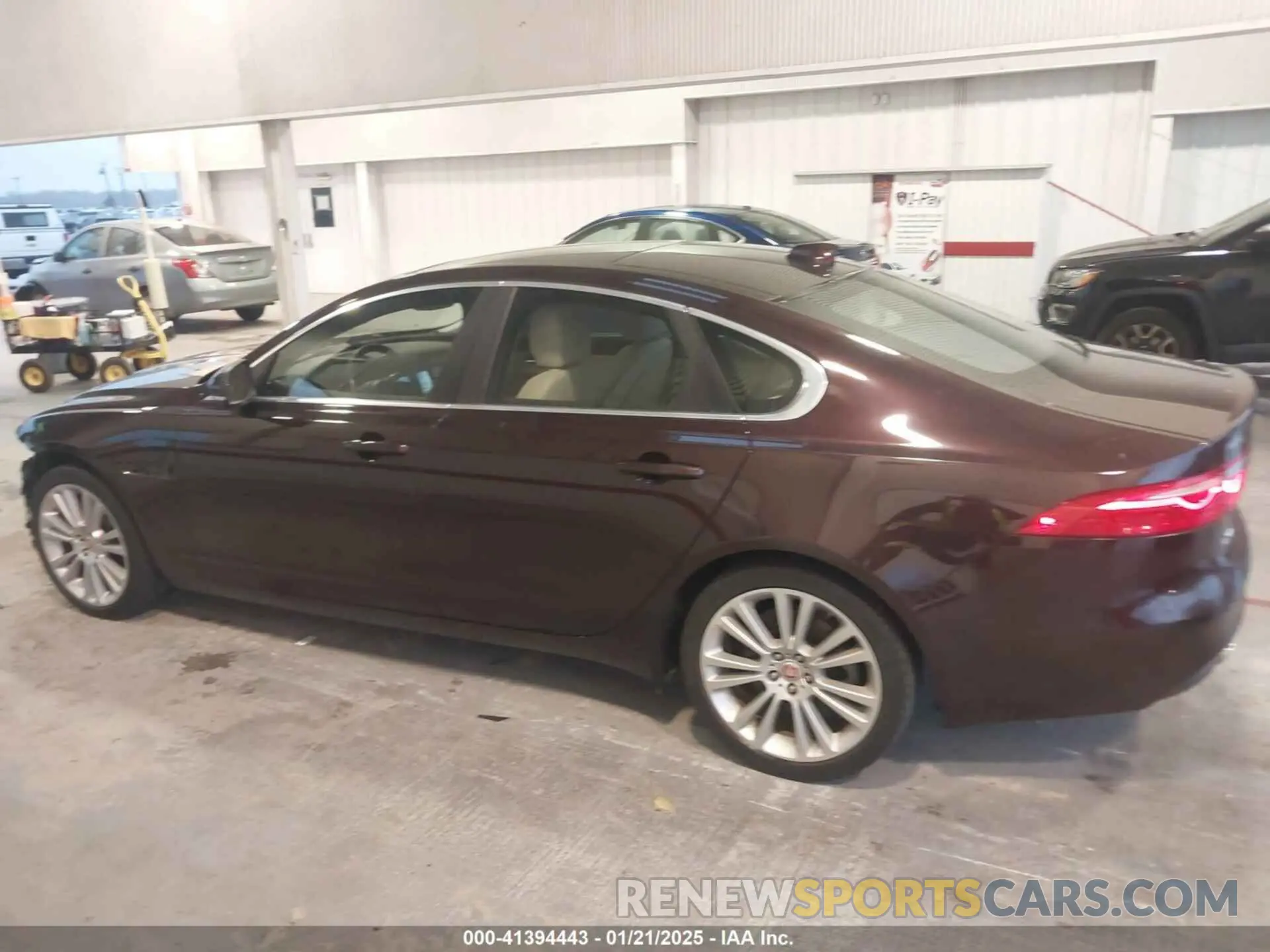 15 Photograph of a damaged car SAJBD4FXXLCY84820 JAGUAR XF 2020