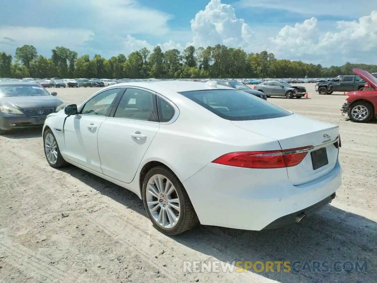 3 Photograph of a damaged car SAJBE4FX4LCY84843 JAGUAR XF 2020