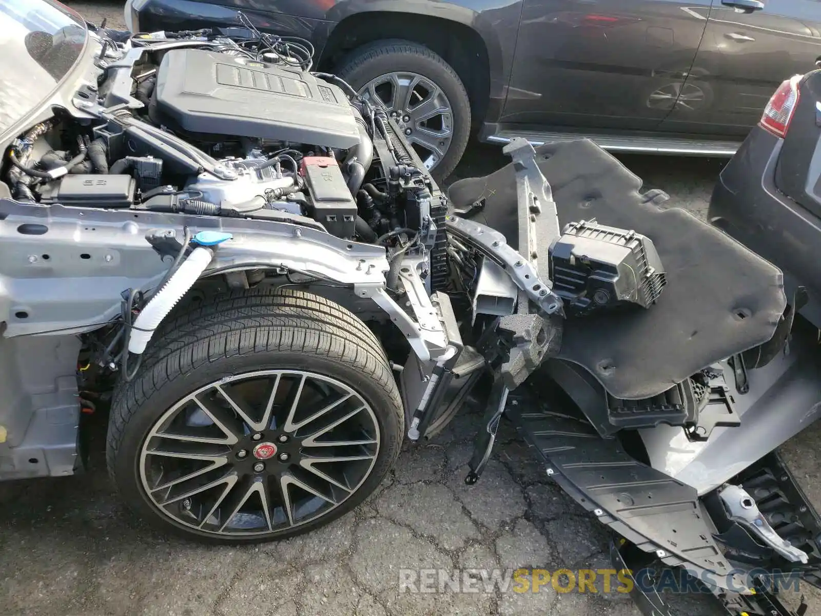 9 Photograph of a damaged car SAJBX4GX3LCY83644 JAGUAR XF 2020