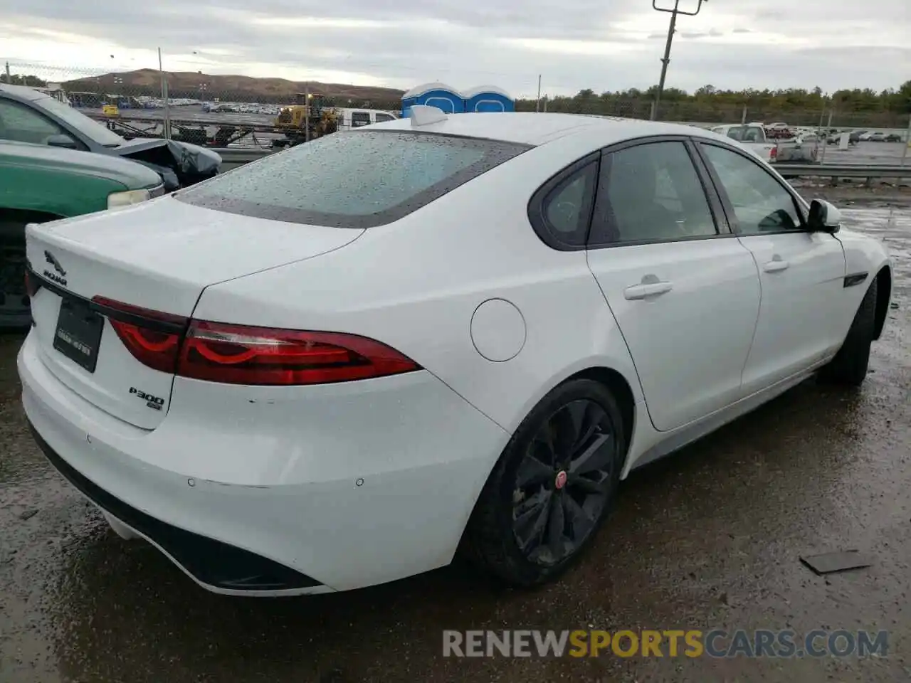 4 Photograph of a damaged car SAJBL4GX3MCY88565 JAGUAR XF 2021