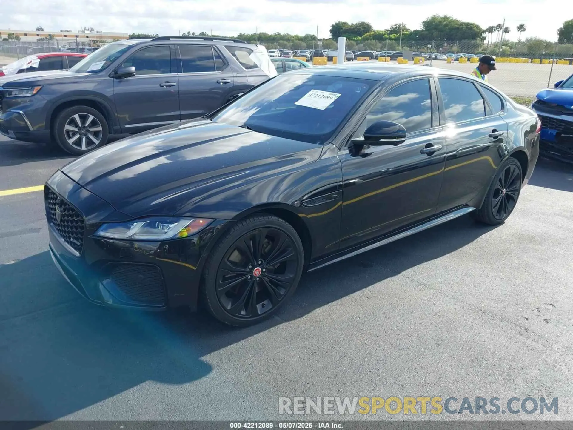 2 Photograph of a damaged car SAJBL4GX3MCY88730 JAGUAR XF 2021