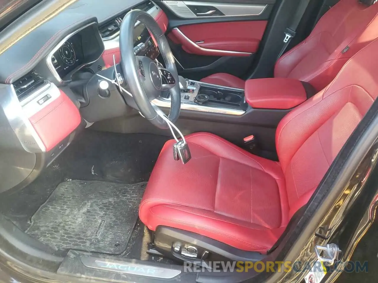 7 Photograph of a damaged car SAJBL4GX9MCY88411 JAGUAR XF 2021