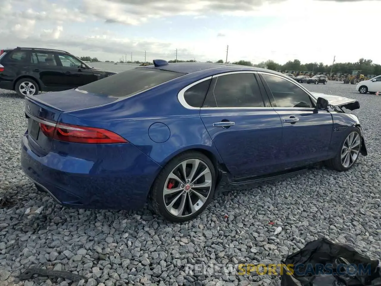 3 Photograph of a damaged car SAJBG4FX3NCY91294 JAGUAR XF 2022