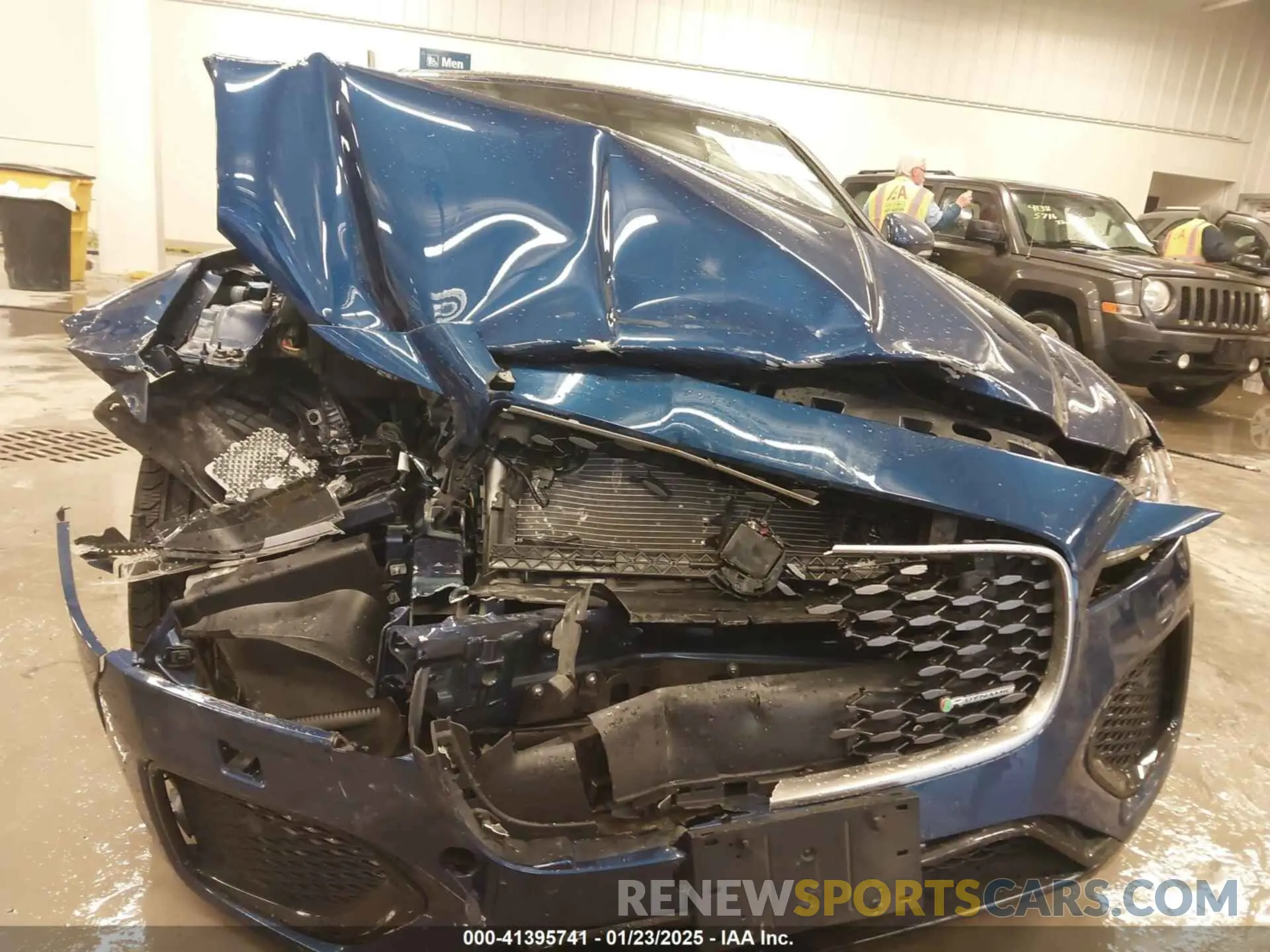 12 Photograph of a damaged car SAJBL4GX6NCY92353 JAGUAR XF 2022