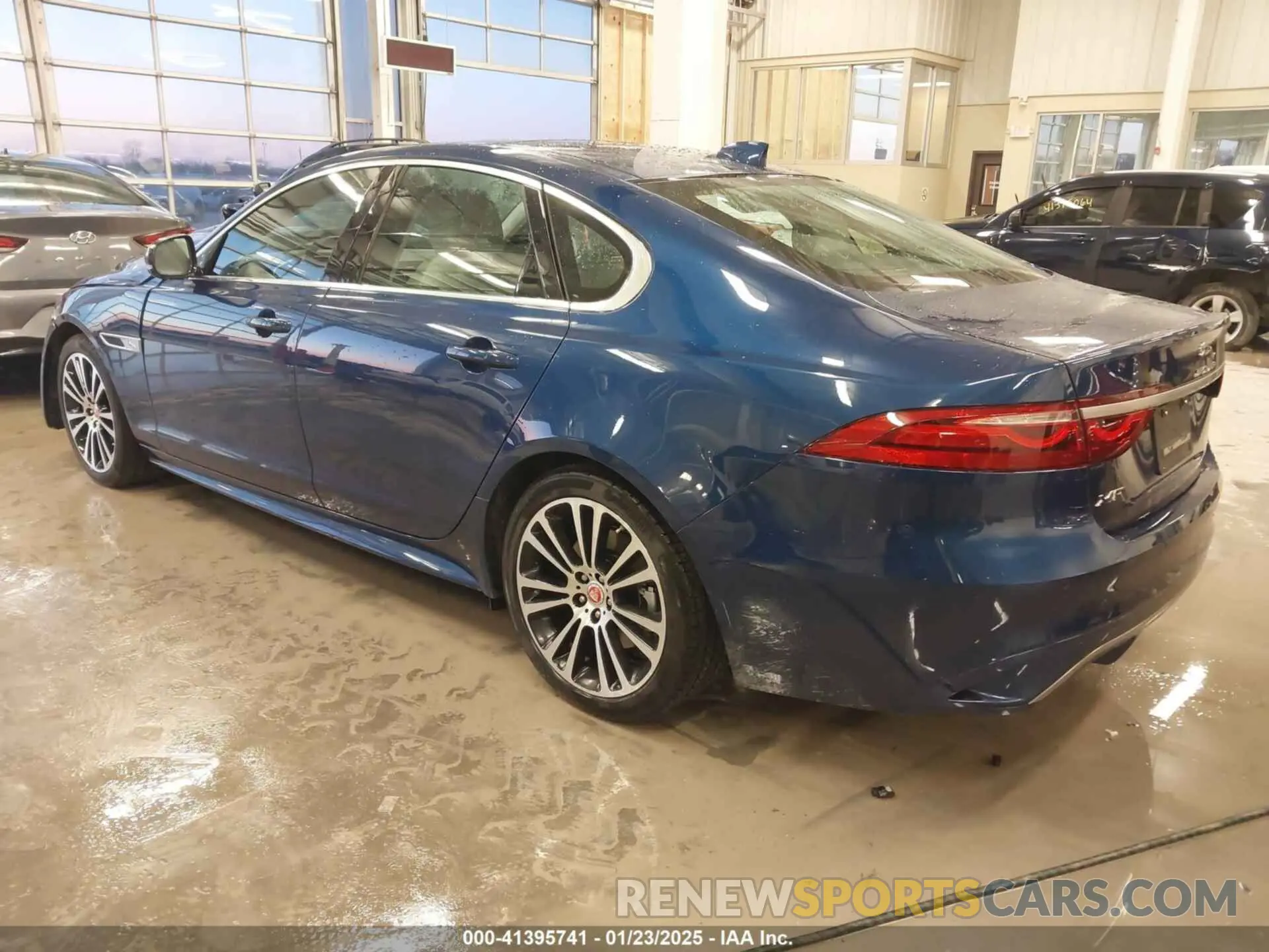 3 Photograph of a damaged car SAJBL4GX6NCY92353 JAGUAR XF 2022