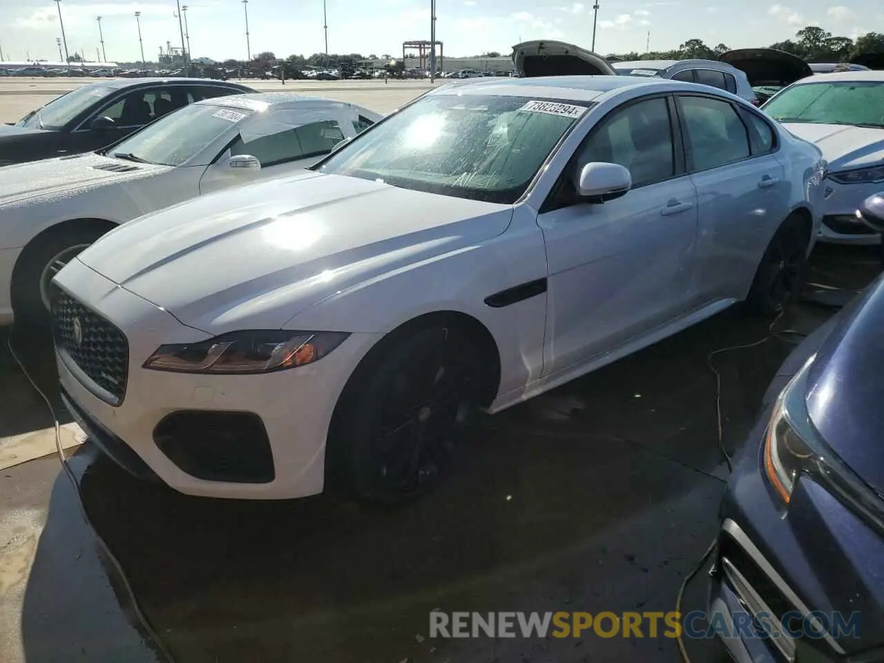1 Photograph of a damaged car SAJBL4GXXNCY91125 JAGUAR XF 2022