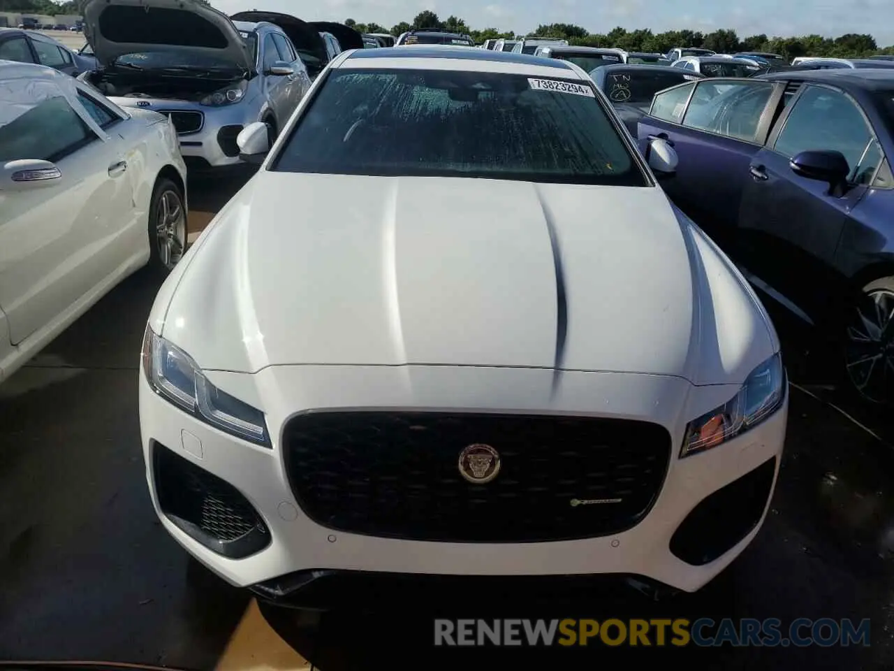 5 Photograph of a damaged car SAJBL4GXXNCY91125 JAGUAR XF 2022