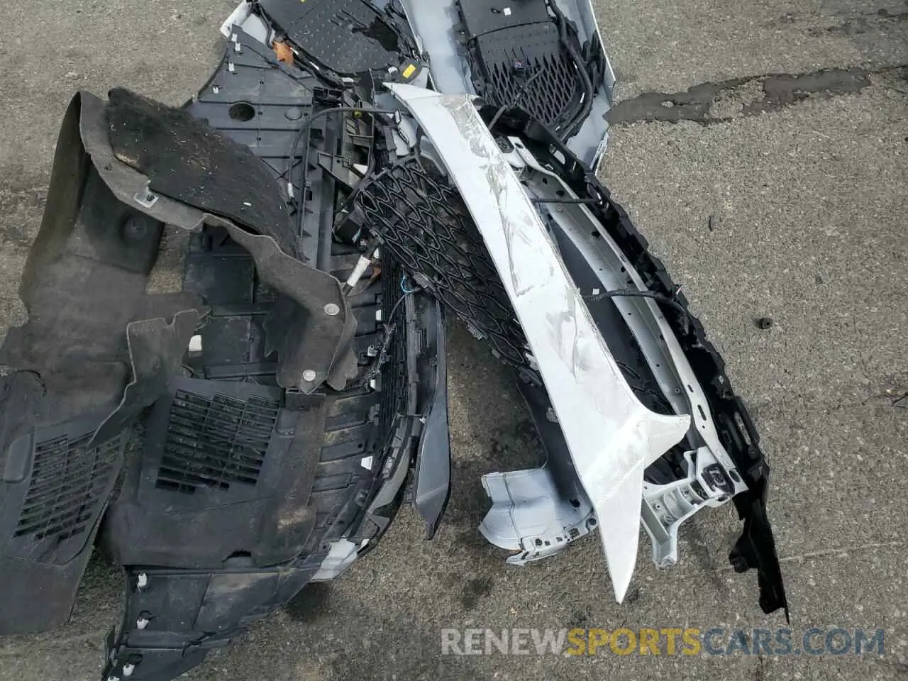 12 Photograph of a damaged car SAJBL4GXXPCY92648 JAGUAR XF 2023