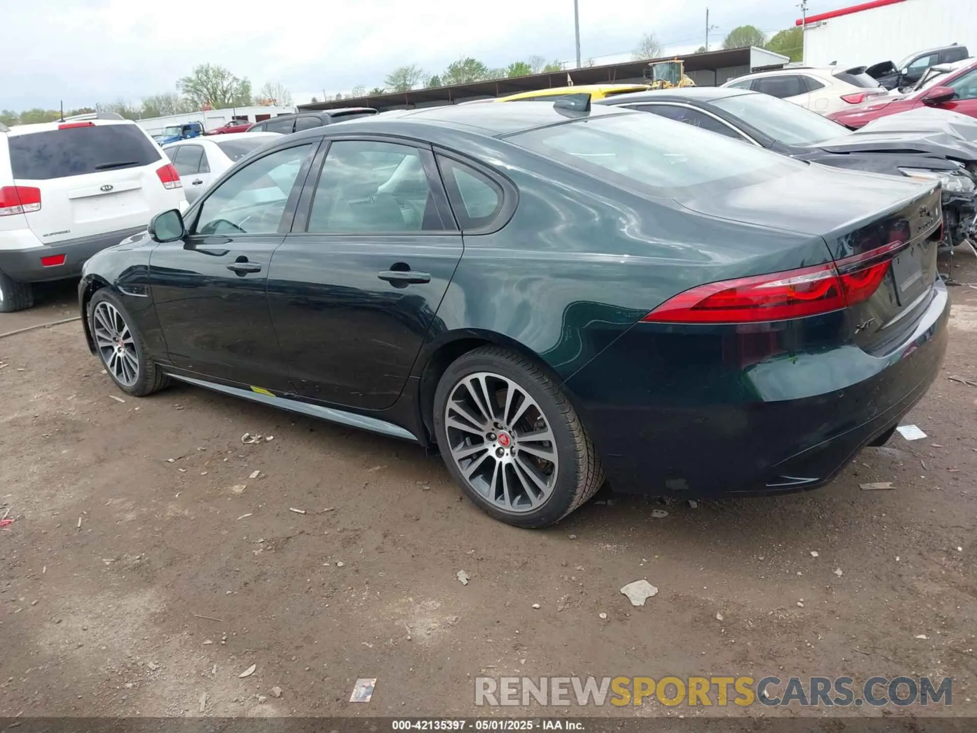 3 Photograph of a damaged car SAJBL4GXXPCY93265 JAGUAR XF 2023