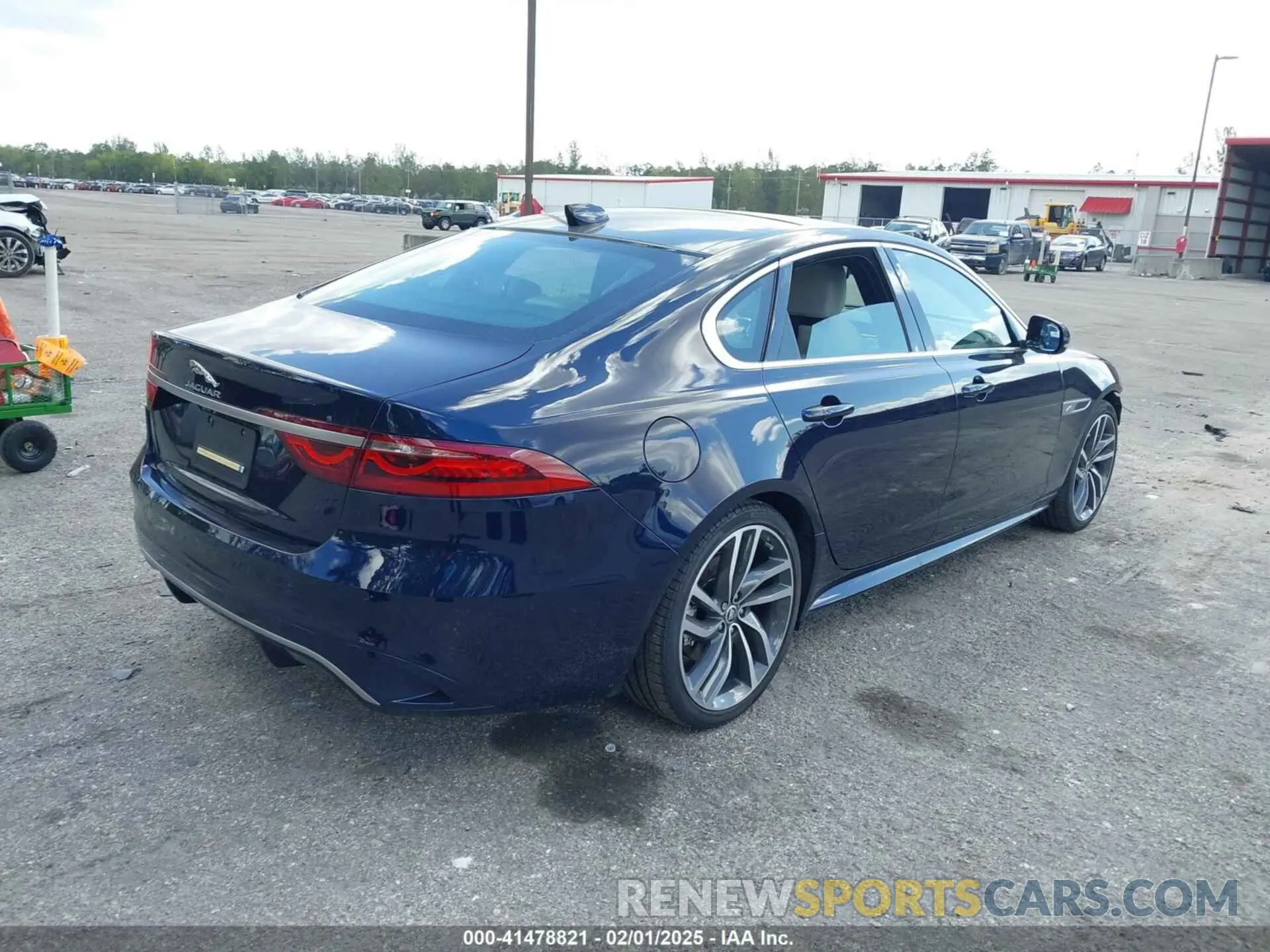 4 Photograph of a damaged car SAJB64FXXRCY96968 JAGUAR XF 2024