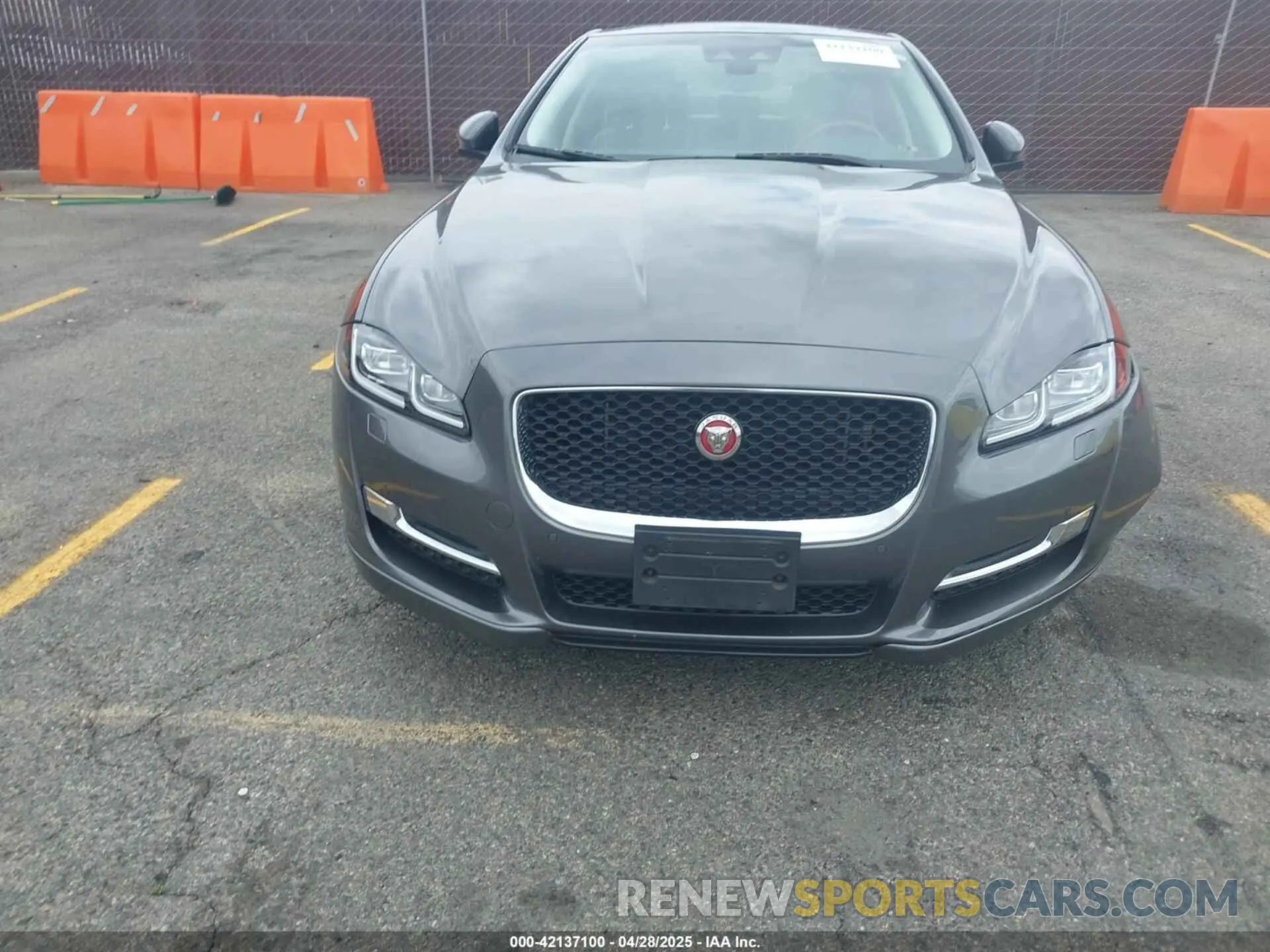 12 Photograph of a damaged car SAJWA1C70K8W18186 JAGUAR XJ 2019