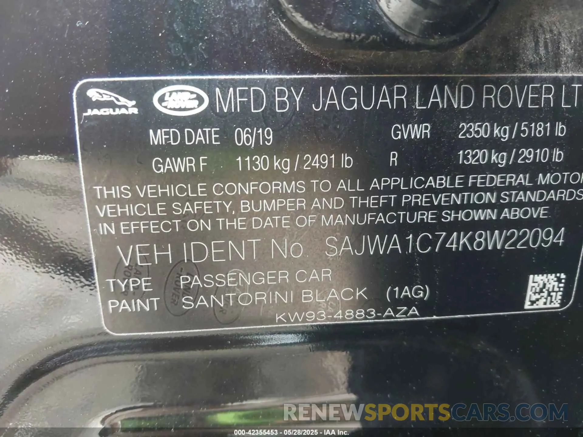9 Photograph of a damaged car SAJWA1C74K8W22094 JAGUAR XJ 2019