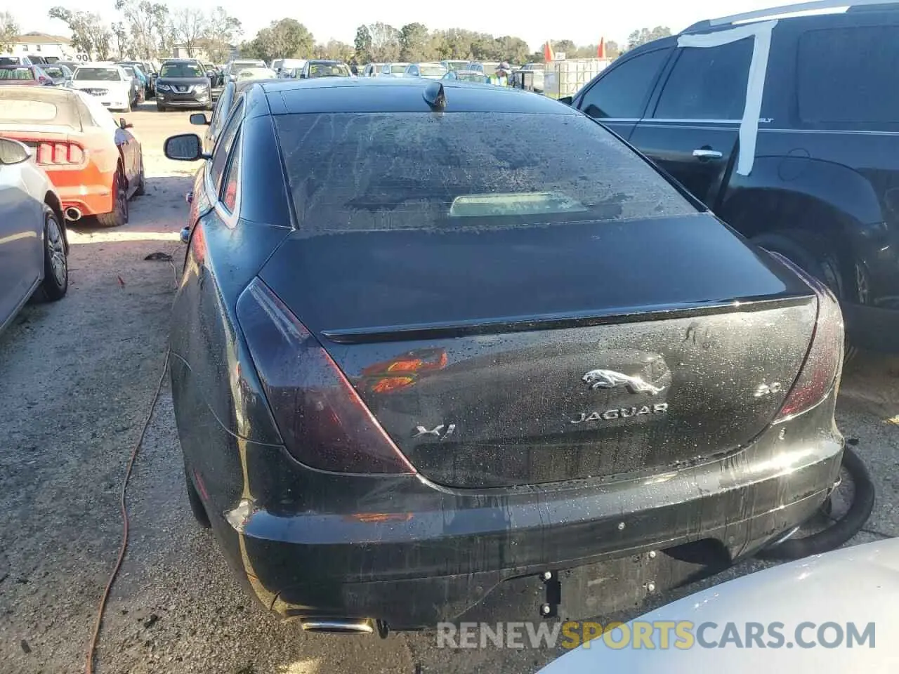 6 Photograph of a damaged car SAJWA1C78K8W21126 JAGUAR XJ 2019