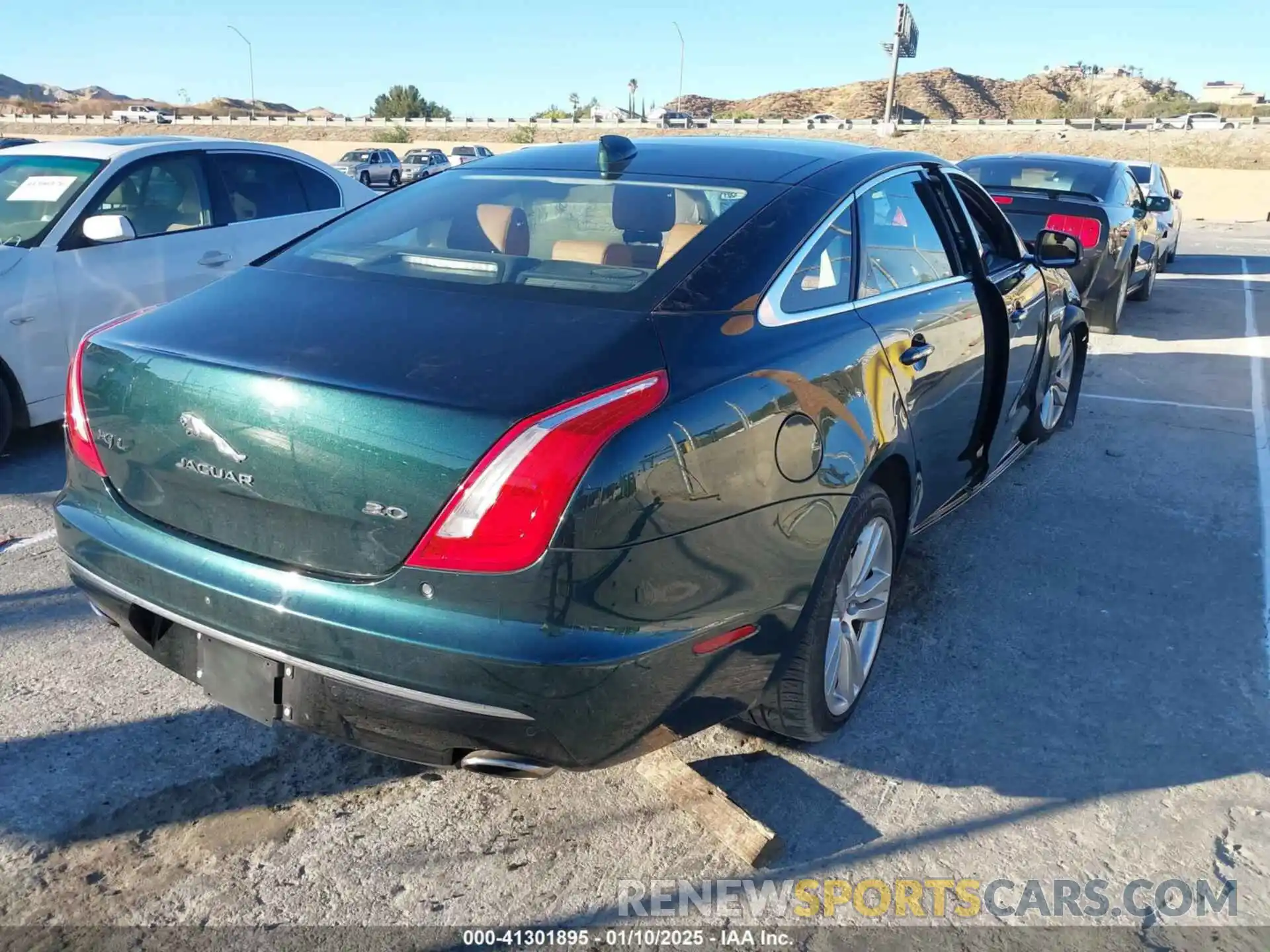 4 Photograph of a damaged car SAJWA2G70K8W18172 JAGUAR XJ 2019