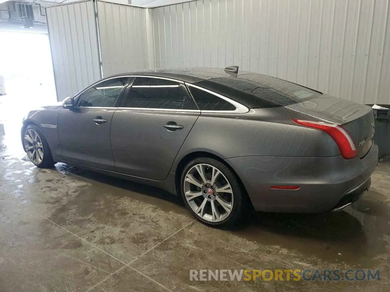 2 Photograph of a damaged car SAJWA2G71K8W19797 JAGUAR XJ 2019