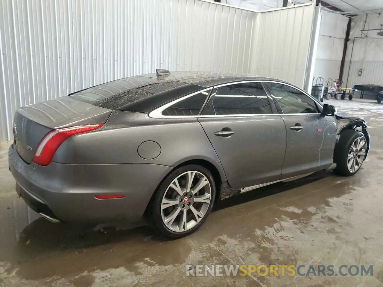 3 Photograph of a damaged car SAJWA2G71K8W19797 JAGUAR XJ 2019