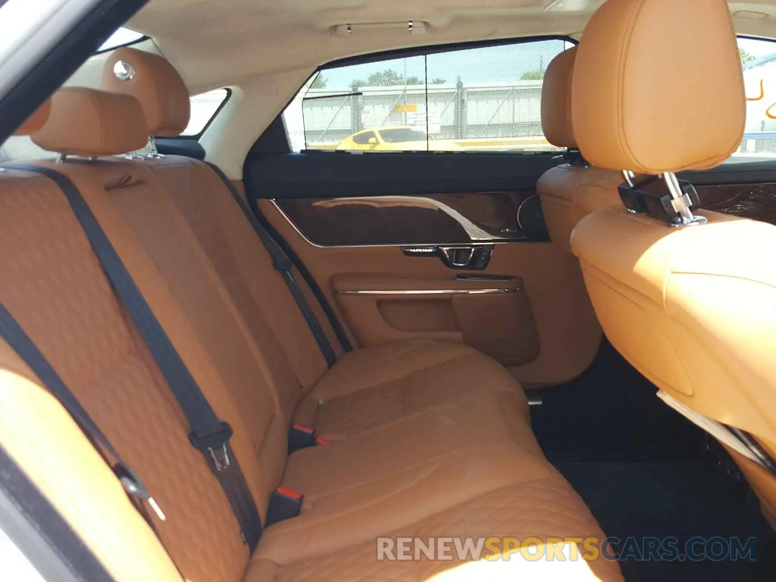 6 Photograph of a damaged car SAJWA2G75K8W19334 JAGUAR XJ 2019
