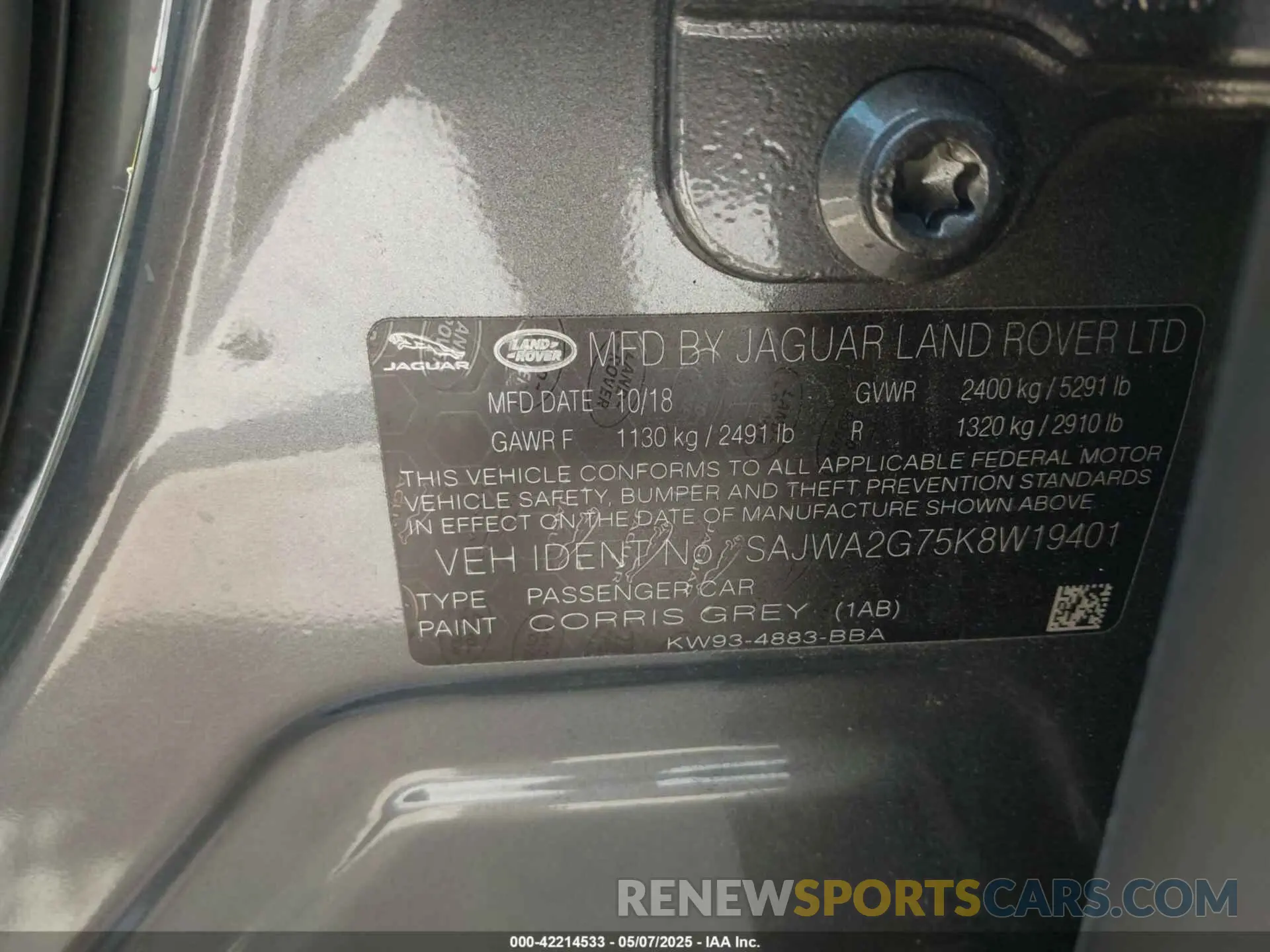 9 Photograph of a damaged car SAJWA2G75K8W19401 JAGUAR XJ 2019