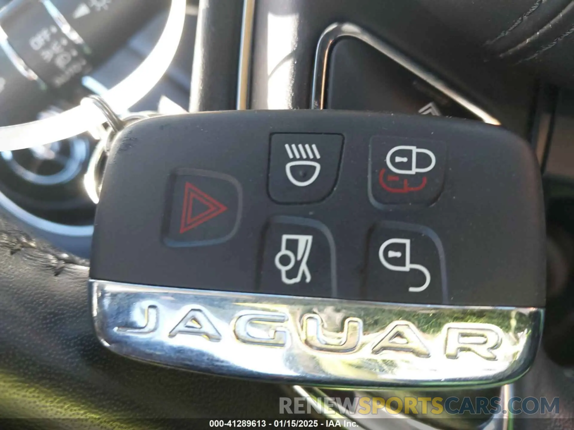 11 Photograph of a damaged car SAJWA2G7XK8W20284 JAGUAR XJ 2019