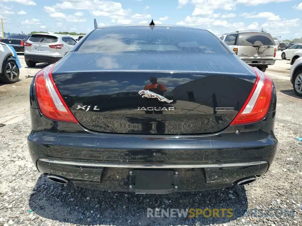6 Photograph of a damaged car SAJWA2GE4KMW22490 JAGUAR XJ 2019