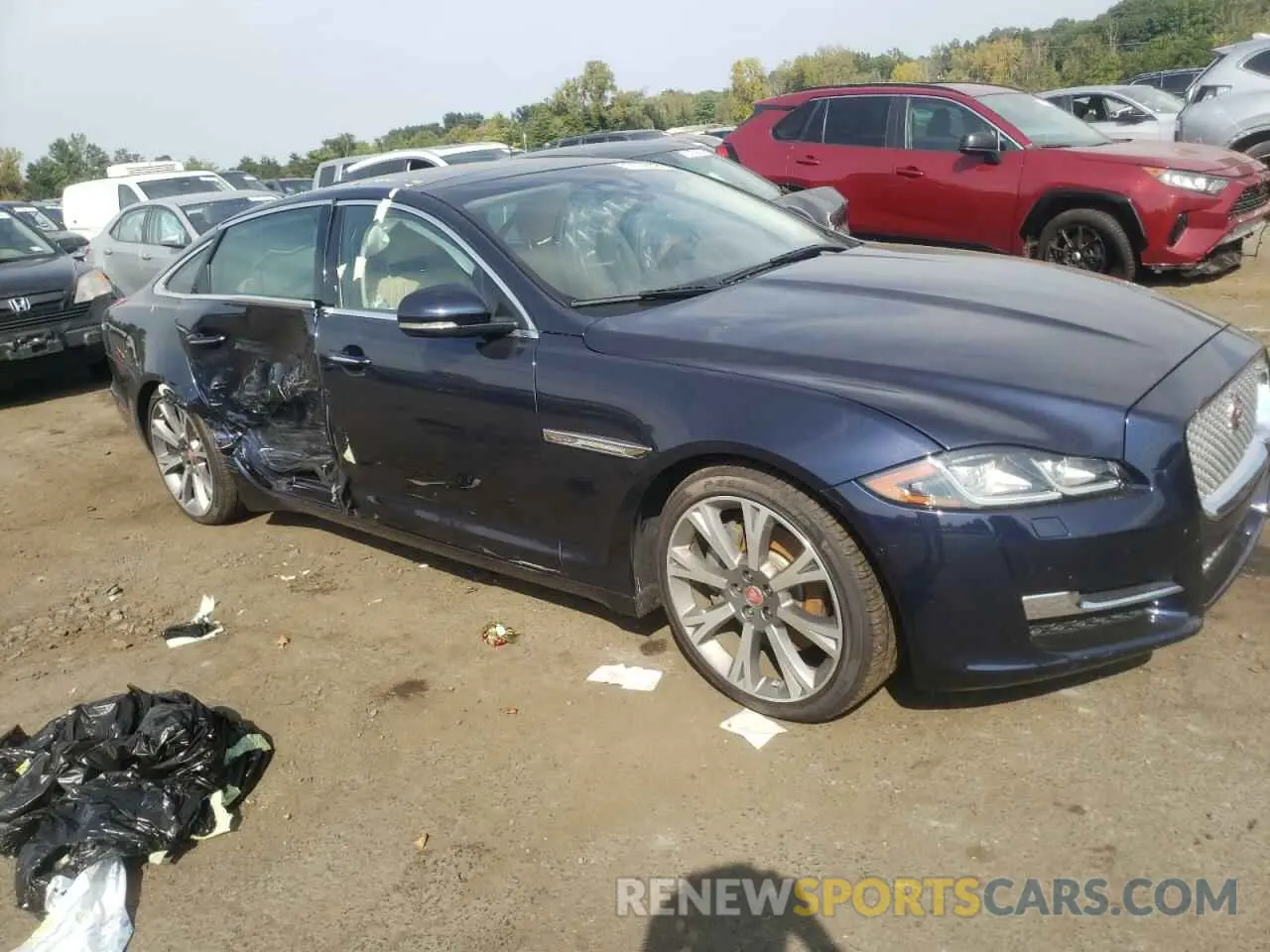 4 Photograph of a damaged car SAJWJ2GD0K8W19683 JAGUAR XJ 2019