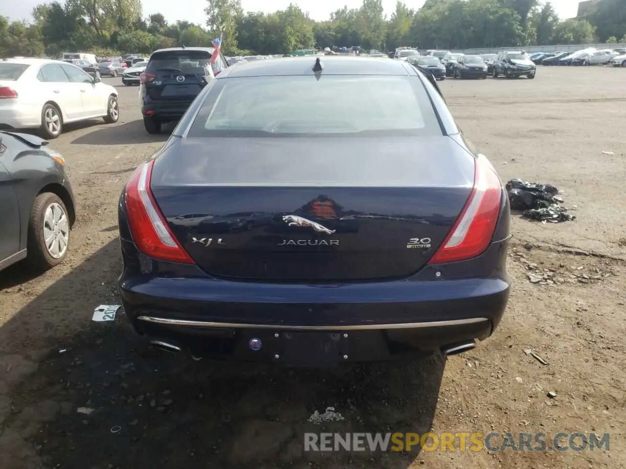 6 Photograph of a damaged car SAJWJ2GD0K8W19683 JAGUAR XJ 2019