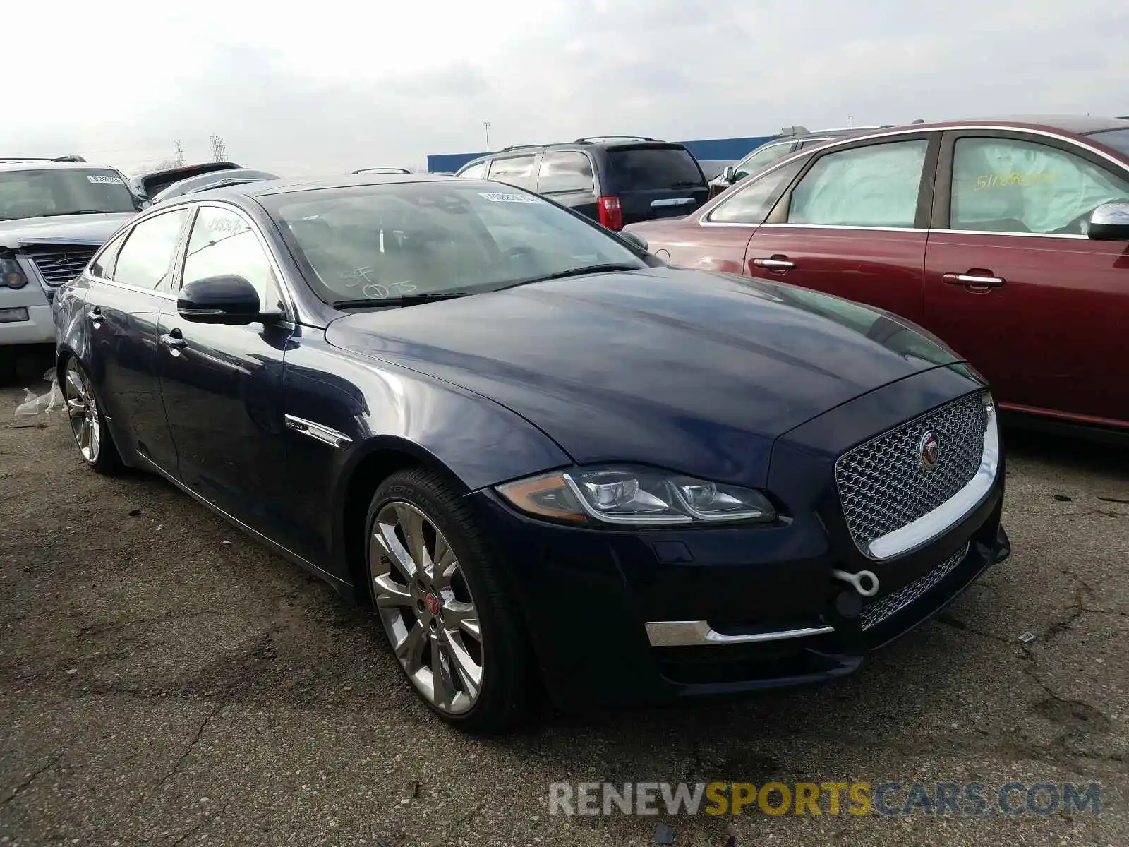 1 Photograph of a damaged car SAJWJ2GD5K8W20361 JAGUAR XJ 2019